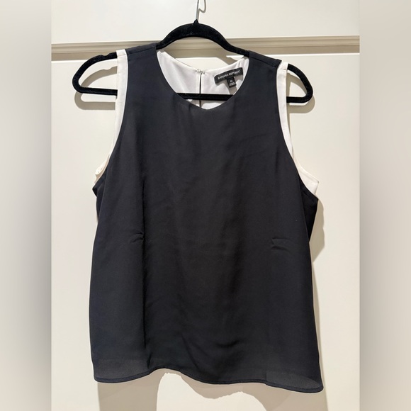 Banana Republic Tops - Banana Republic Sleeveless Blouse - Navy and White -  Size M